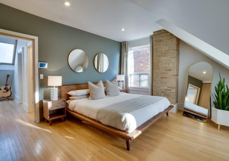 How to Paint a Room Like a Professional Painter home guide image